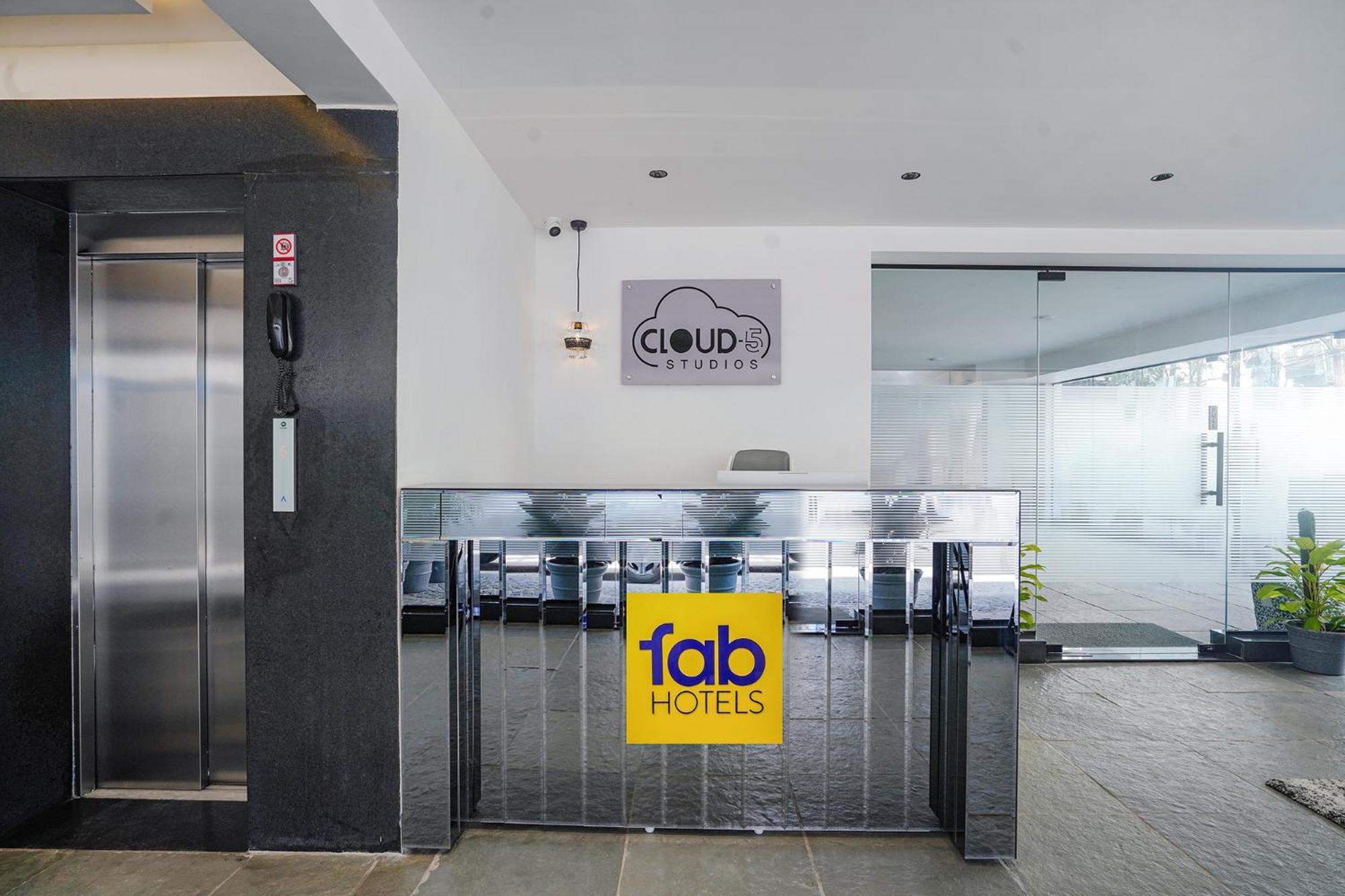 היידראבד Fabhotel Prime Cloud 5 Studios מראה חיצוני תמונה
